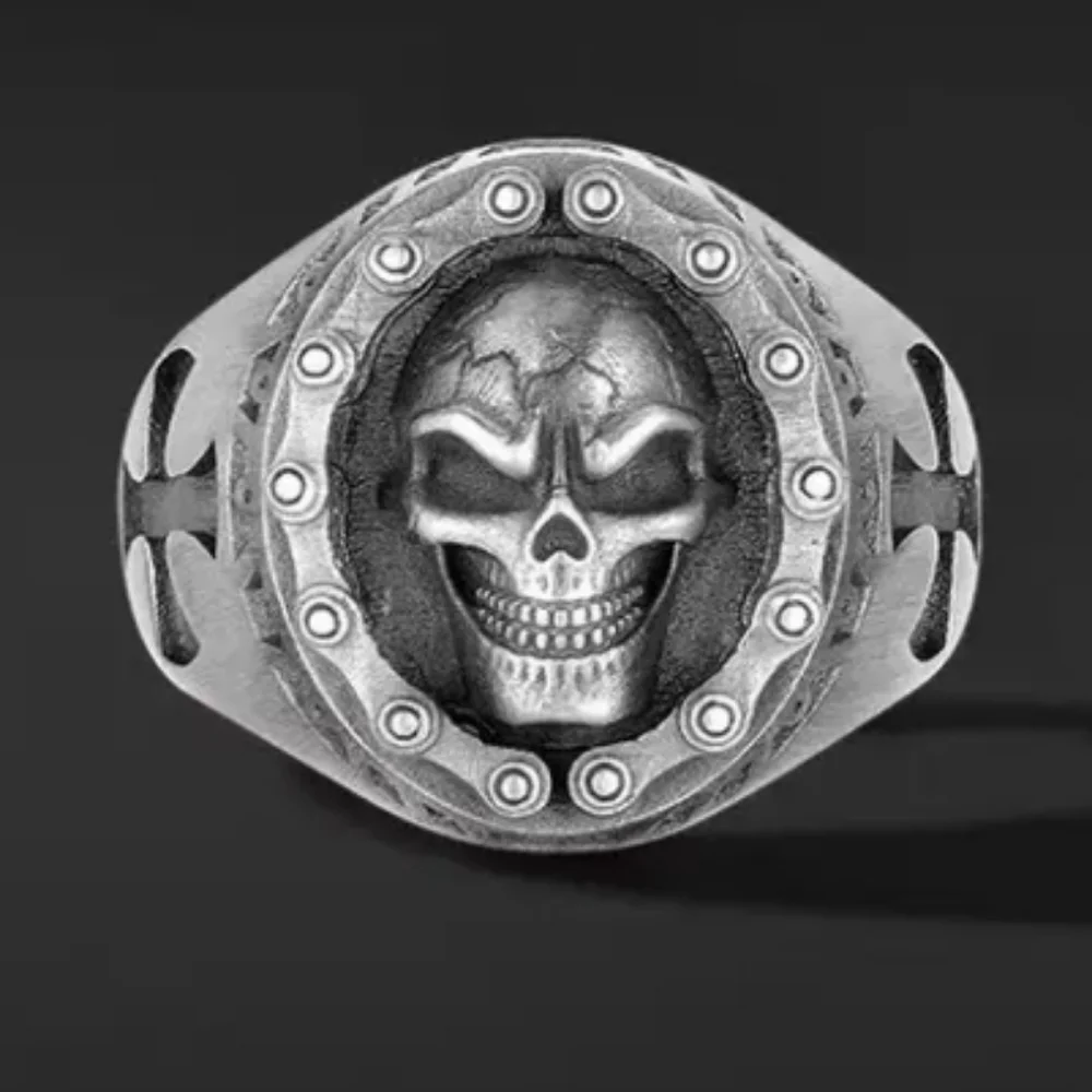 Silvertone Skull Ring